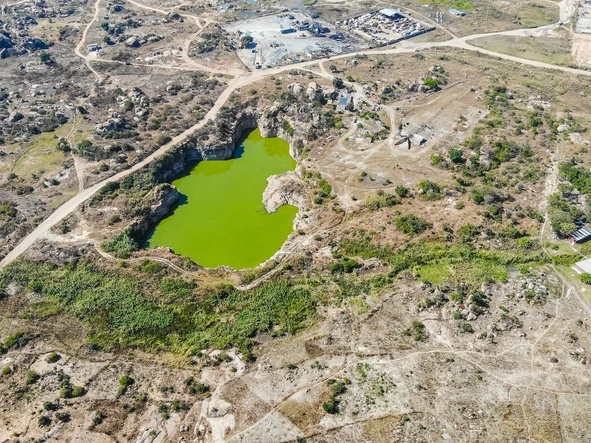 Commercial & Industrial Land