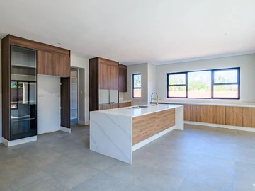 4 Bedroom House