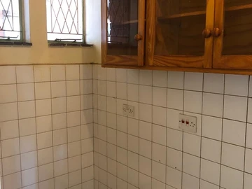 2 Bedroom Flat & Apartment