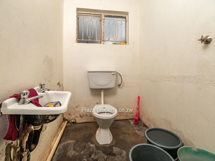 Perfect for Family Living or First-Time Owners (Sole Mandate)