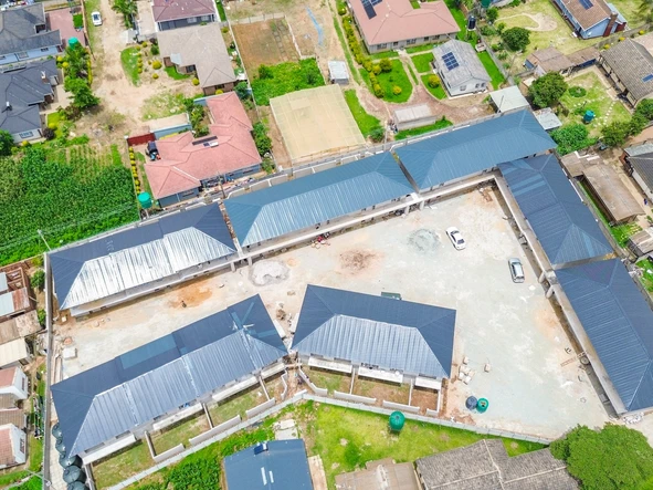 2 Bedroom Flat & Apartment