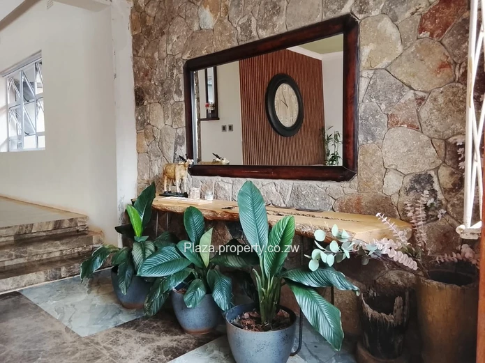 Prime Property Suitable for Offices To Let