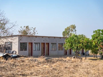 Farm & Agricultural Land