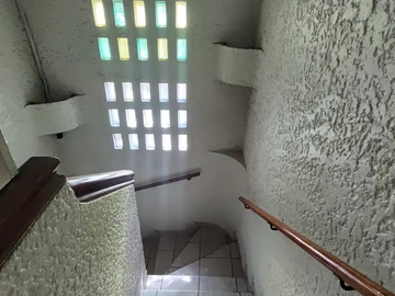 3 Bedroom Flat & Apartment