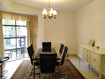 3 Bedroom Flat & Apartment