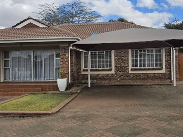 3 Bedroom Garden Flat