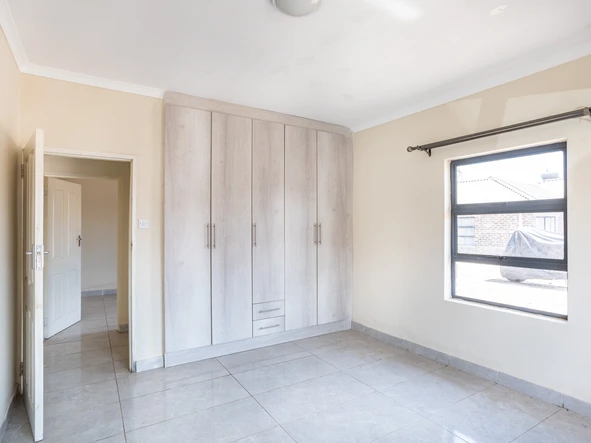 36 Bedroom Flat & Apartment