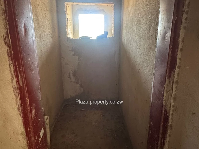 Arlington's Hidden Gem: A Majestic 7-Bedroom Estate Awaits Completion