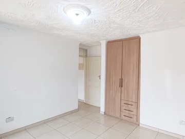 2 Bedroom Garden Flat