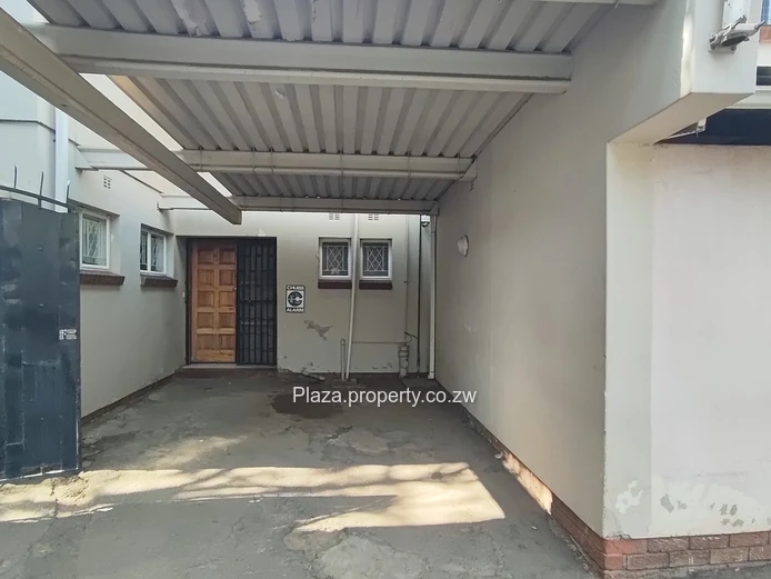 3 Bedroomed Apartment For Rent In Avenues