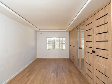 2 Bedroom Garden Flat