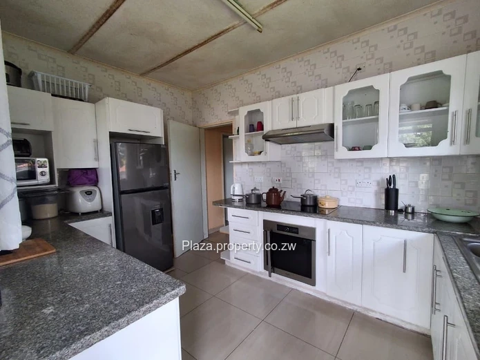 A Lovely Home in a Peaceful area near Lundi Park Golf Course