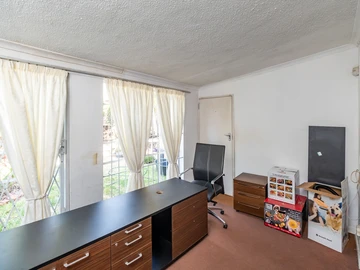 2 Bedroom Garden Flat