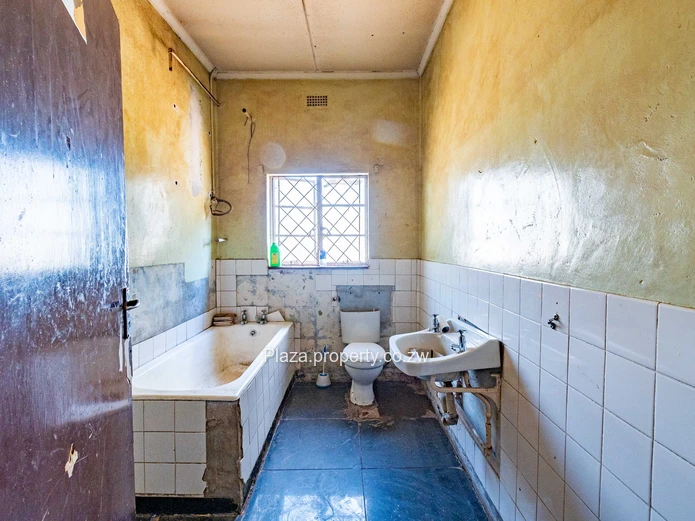 Strategic Industrial & Commercial Investment Property | Marondera Industrial Zone | Corner Stand