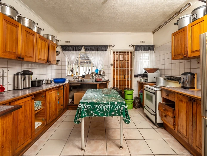 Perfect for Family Living or First-Time Owners (Sole Mandate)