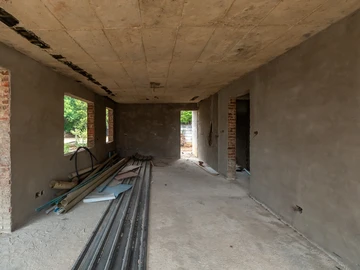 4 Bedroom Flat & Apartment