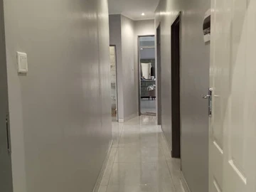 4 Bedroom Garden Flat