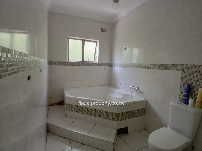 Monavale - Expansive Split-Level Family Home