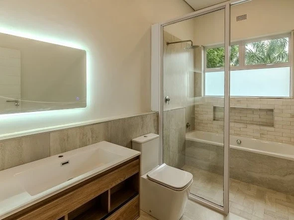 6 Unit Townhouse Complex