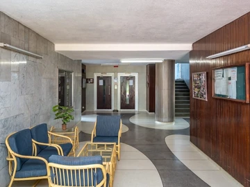 3 Bedroom Flat & Apartment