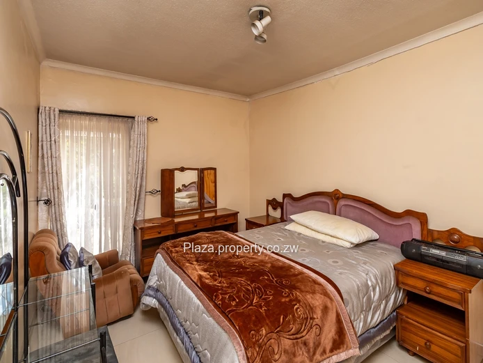 Elegant 4-Bedroom Family Home In Highlands (Sole Mandate)
