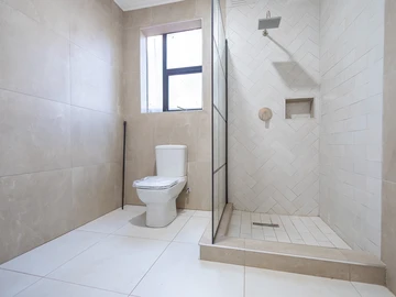 3 Bedroom Garden Flat