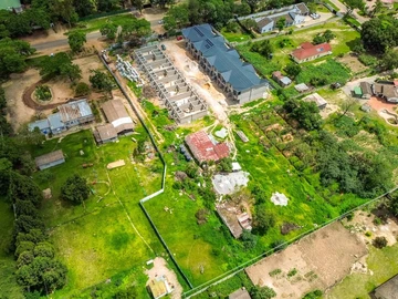 4 Bedroom Flat & Apartment