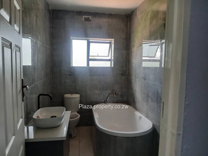 Mt Pleasant Heights Newly Built Home with Guest Cottage 