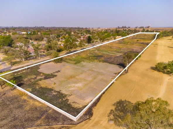 Stands & Residential Land