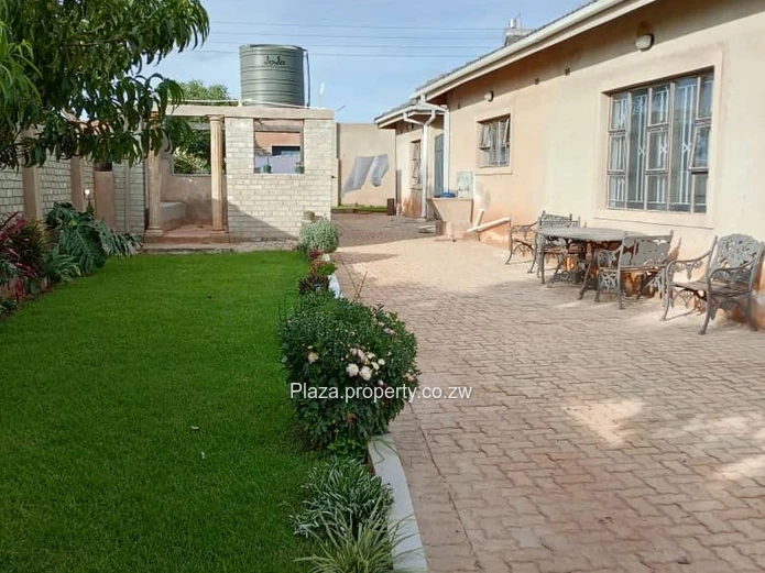 Townhouse for Rent in Nyeredzi Ridge