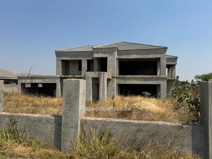 Arlington's Hidden Gem: A Majestic 7-Bedroom Home