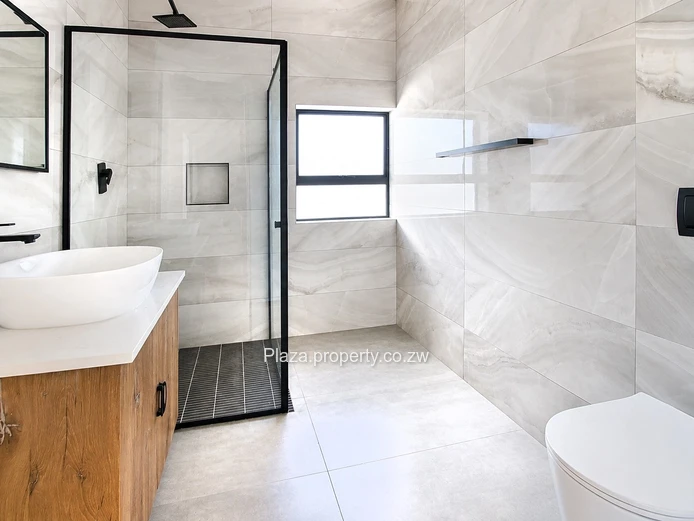 Luxury 4-Bedroom Family Home In Fourways