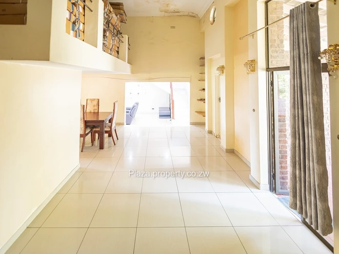 Monavale - Expansive Split-Level Family Home