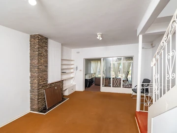 2 Bedroom Garden Flat