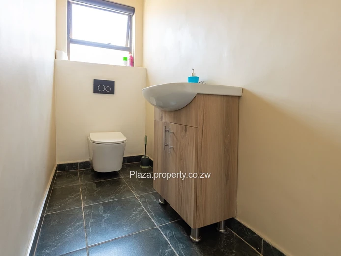 5 Bedroom House For Sale In Greystone Park