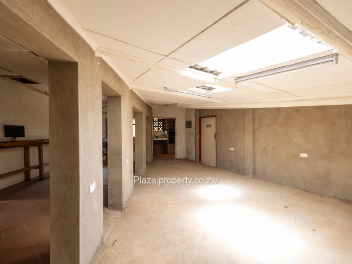 Property With Kirkman Rd Frontage!