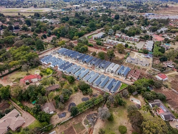 4 Bedroom Flat & Apartment