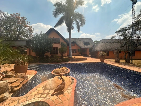 Farm & Agricultural Land