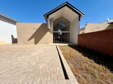4 Bedroom Garden Flat