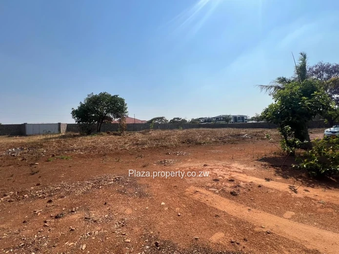 Serene Oasis in Manresa Estate: A Rare Gem Awaits